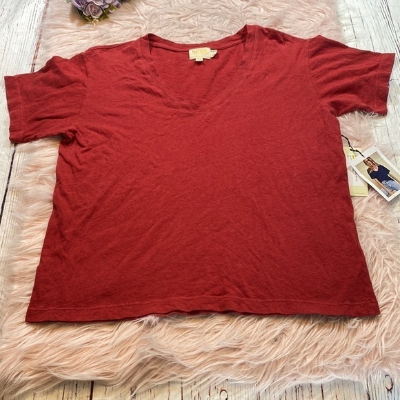 DONATING 11/1 NWT Nation LTD V Neck Burnt Orange Short Sleeve Tee sz S - Picture 1 of 10
